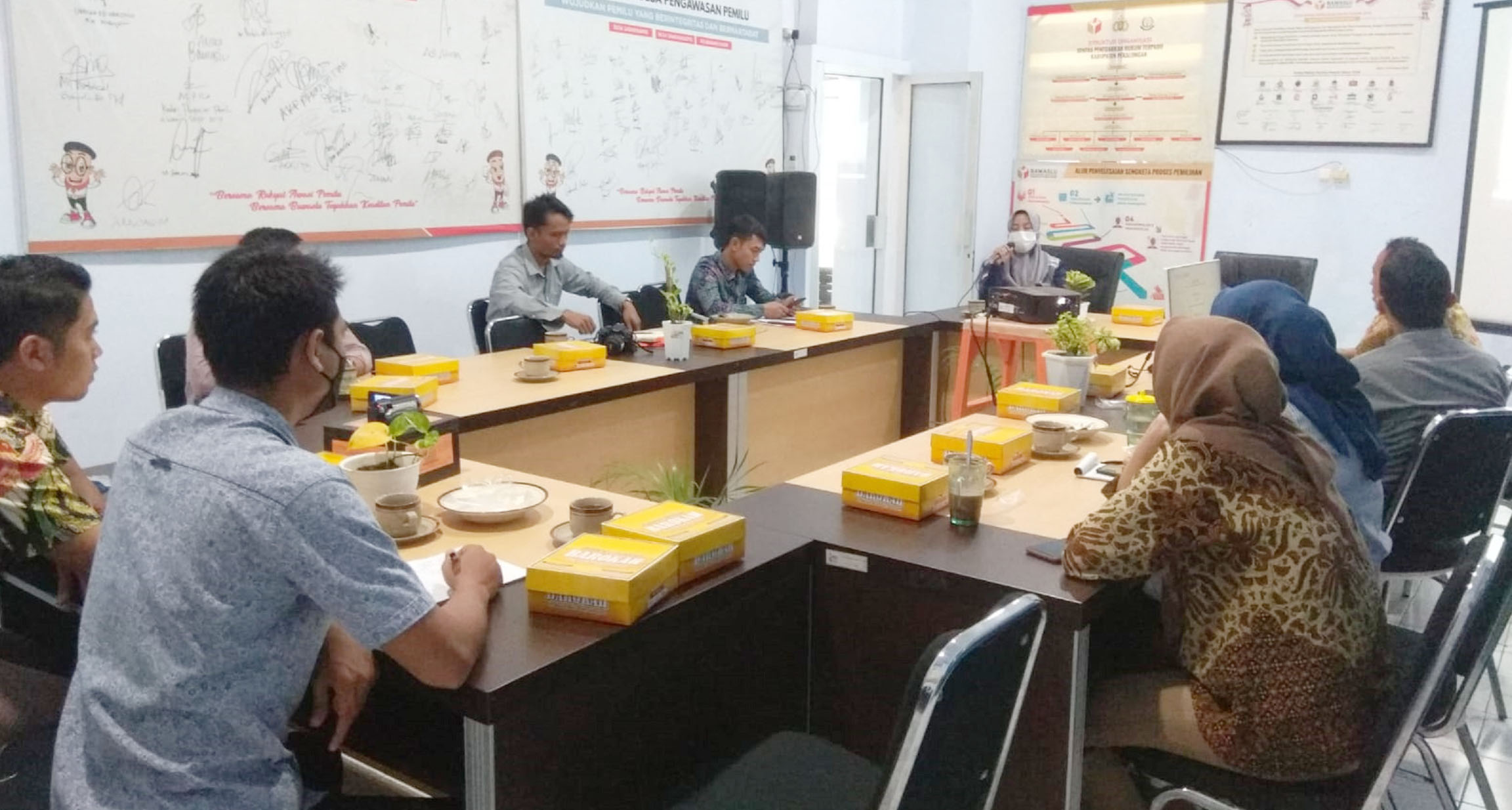 Tingkatkan Kapasitas Kehumasan, Bawaslu Beri Pelatihan Jurnalistik