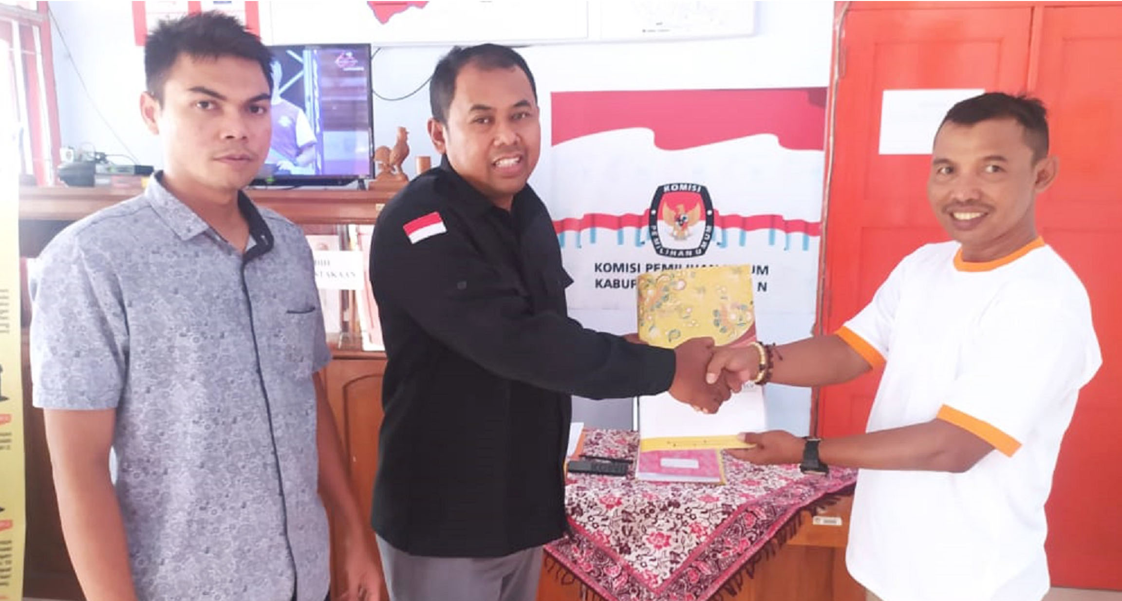 BAWASLU TEMUKAN RIBUAN NAMA ANGGOTA PARPOL BERPOTENSI GANDA