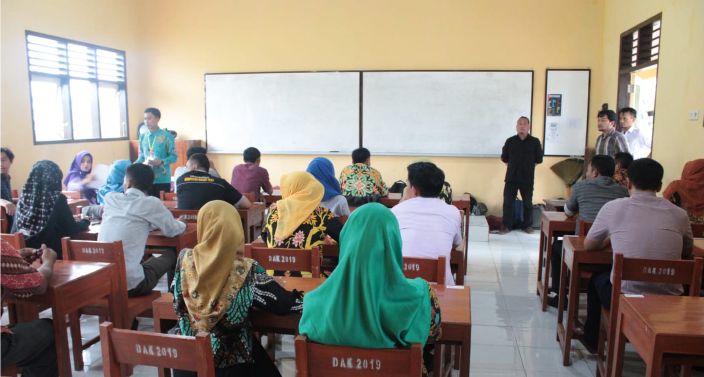 BAWASLU AWASI SELEKSI TERTULIS CALON PANITIA PEMUNGUTAN SUARA