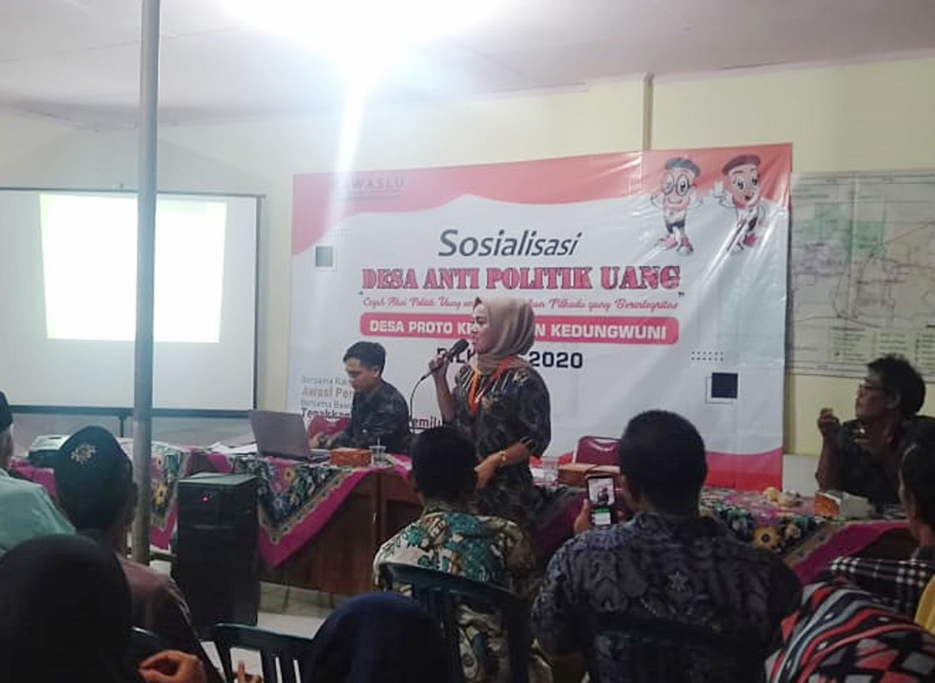 MEWUJUDKAN PILKADA BERSIH DI DESA PROTO KECAMATAN KEDUNGWUNI