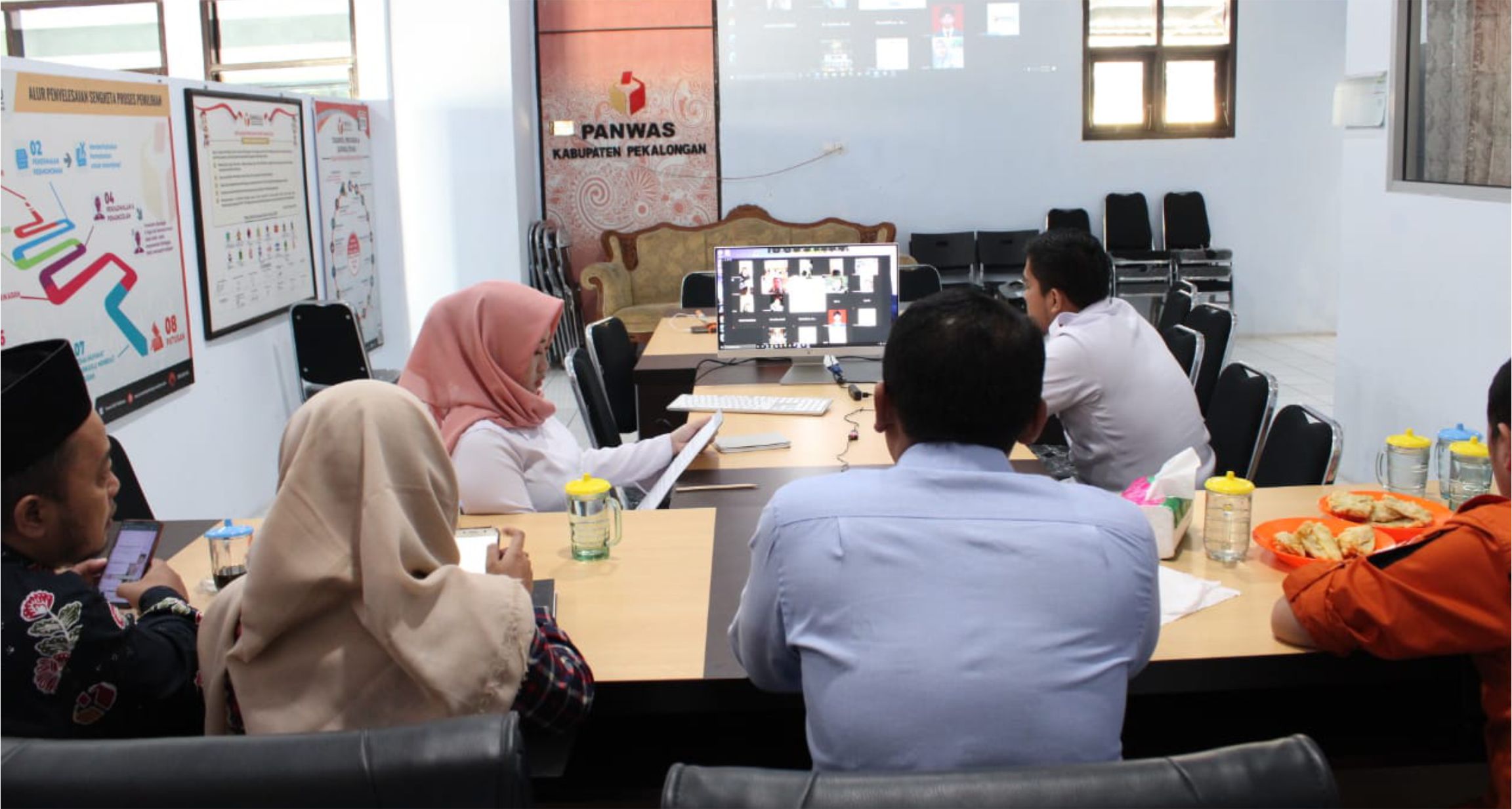 KOBARKAN SEMANGAT PESERTA SKPP, BAWASLU BERI MATERI PENGAWASAN PILKADA MELALUI ZOOM