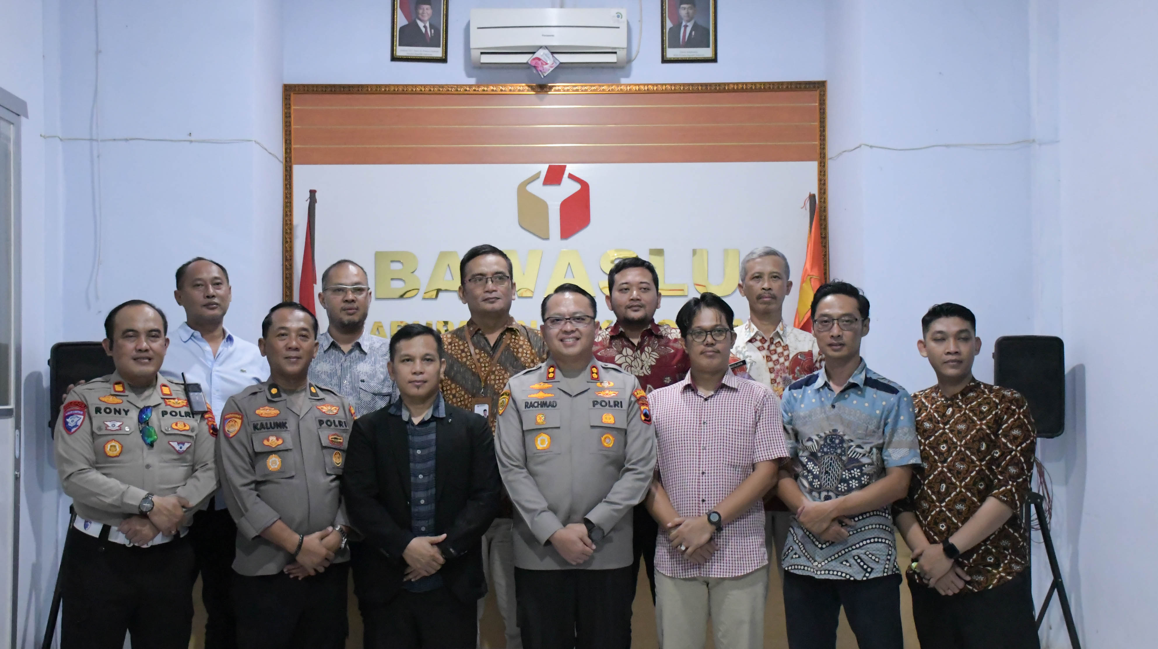 Kapolres Kabupaten Pekalongan, AKBP Rachmad C. Yusuf, S.I.K., M.Si., melakukan kunjungan silaturahmi ke kantor Bawaslu Kabupaten Pekalongan
