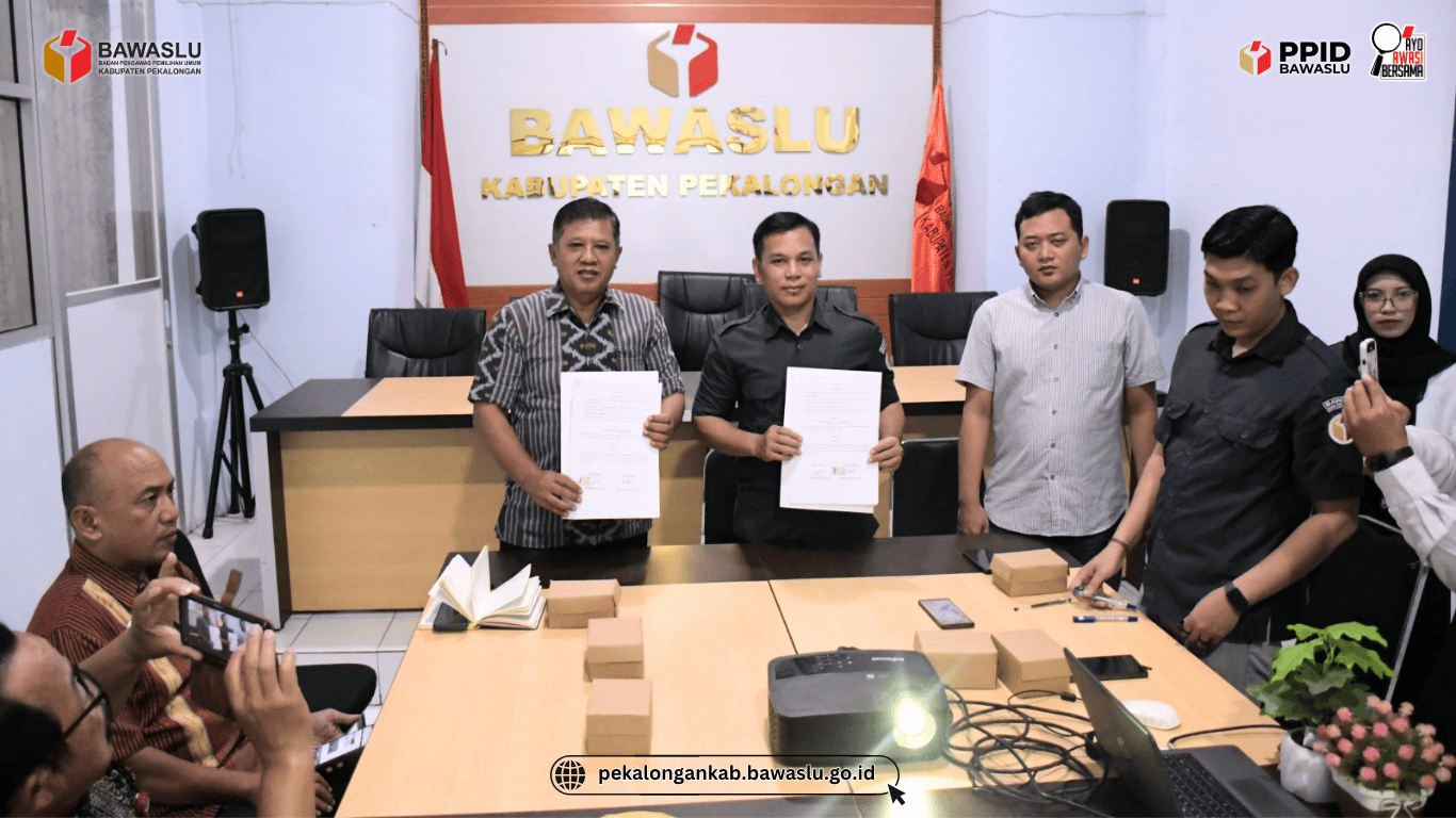 MoU Bawaslu SMAN 1 Kajen