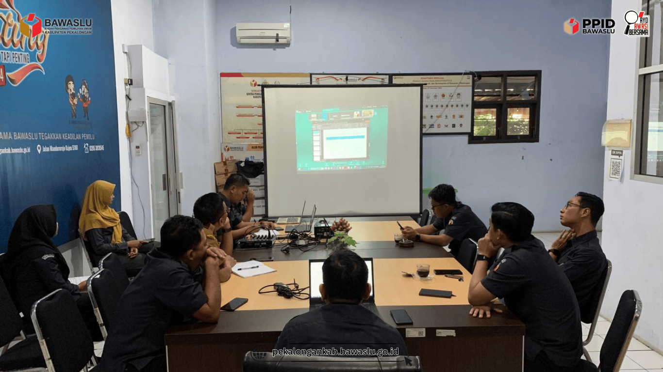Rapat Pembahasan Perubahan Rencana Anggaran Biaya (RAB) 