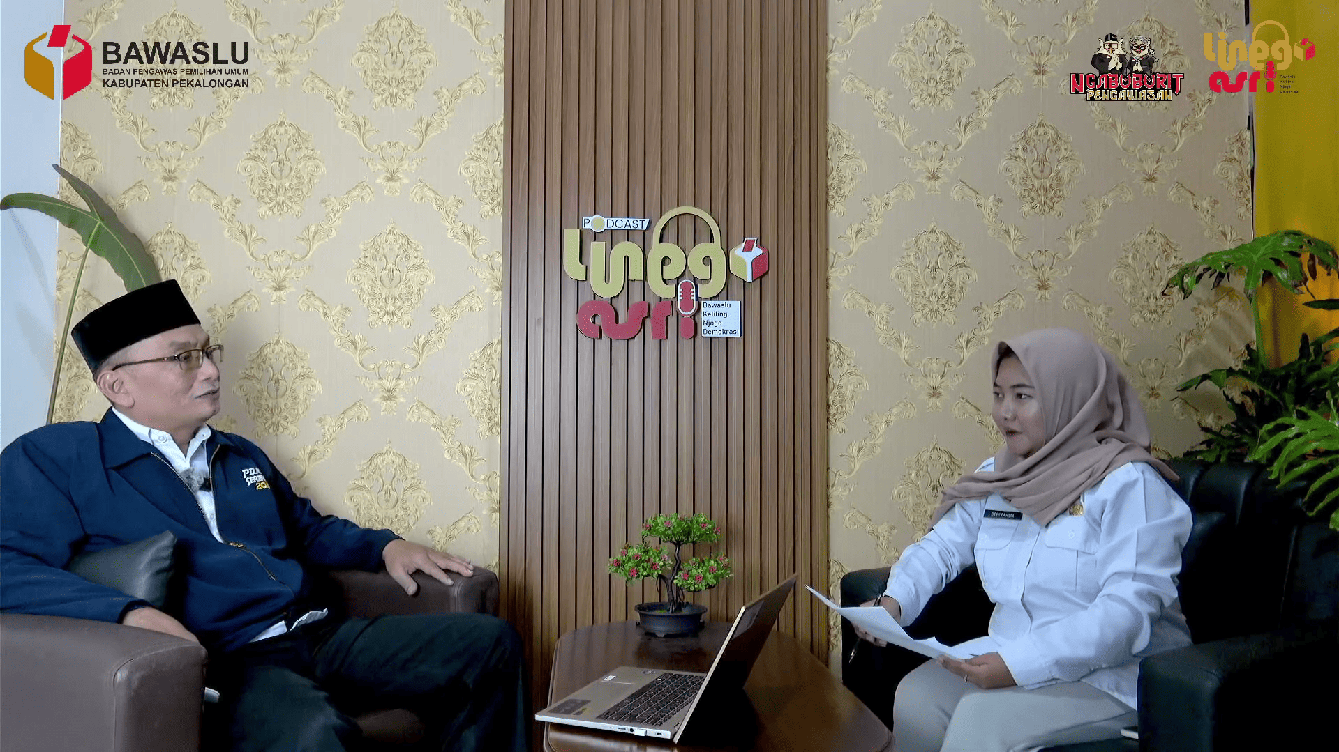 Toto Suprianto sedang memaparkan Penguatan Tata Kelola Internal