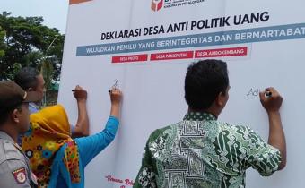 Bawaslu Deklarasi Dan Resmikan Desa Anti Politik Uang 