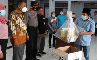 KOSONGKAN KOTAK SUARA, BAWASLU PASTIKAN SESUAI ATURAN