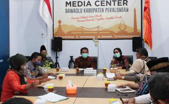 SEKDA: RAPATKAN BARISAN, JANGAN PROVOKASI MASYARAKAT