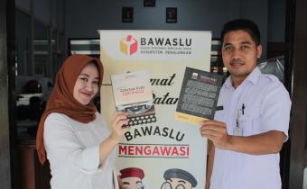 BAWASLU TERBITKAN BUKU, (BUKAN CATATAN KAKI DEMOKRASI)