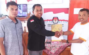 BAWASLU TEMUKAN RIBUAN NAMA ANGGOTA PARPOL BERPOTENSI GANDA