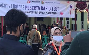 PENUHI PROTOKOL KESEHATAN, 357 JAJARAN BAWASLU JALANI RAPID TEST