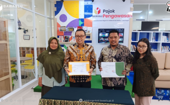 Bawaslu RI Serahkan Booth Pojok Pengawasan kepada UIN Gus Dur Pekalongan