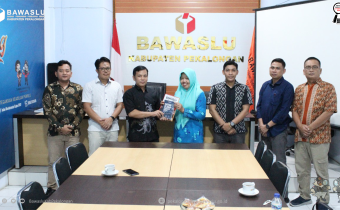 Bawaslu Kab. Pekalongan Terima Kunjungan Kerja Komisi II DPR RI
